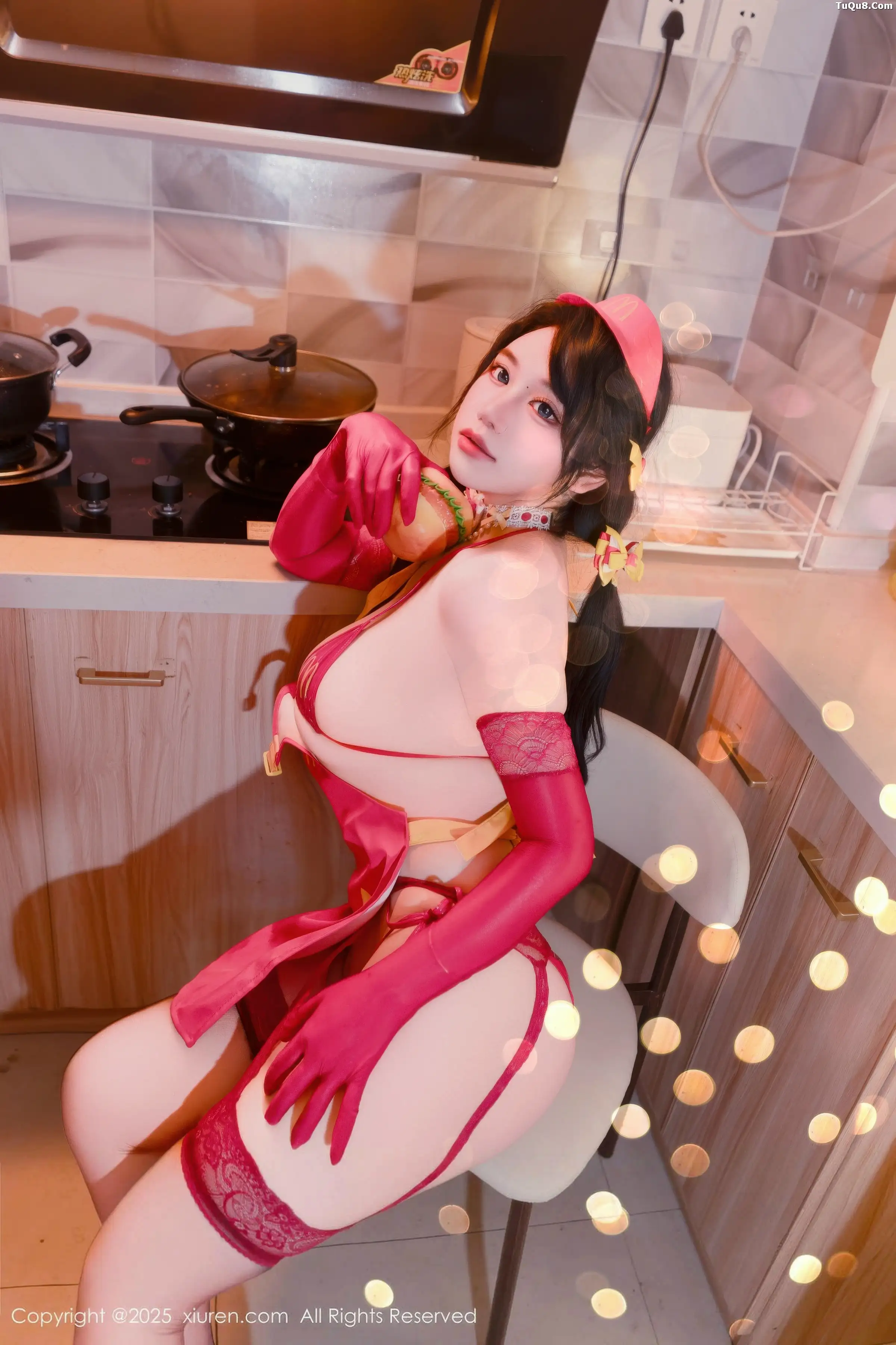 [XiuRen] 20251225 N11154 Xixi loves eating strawberries#[78P]-10