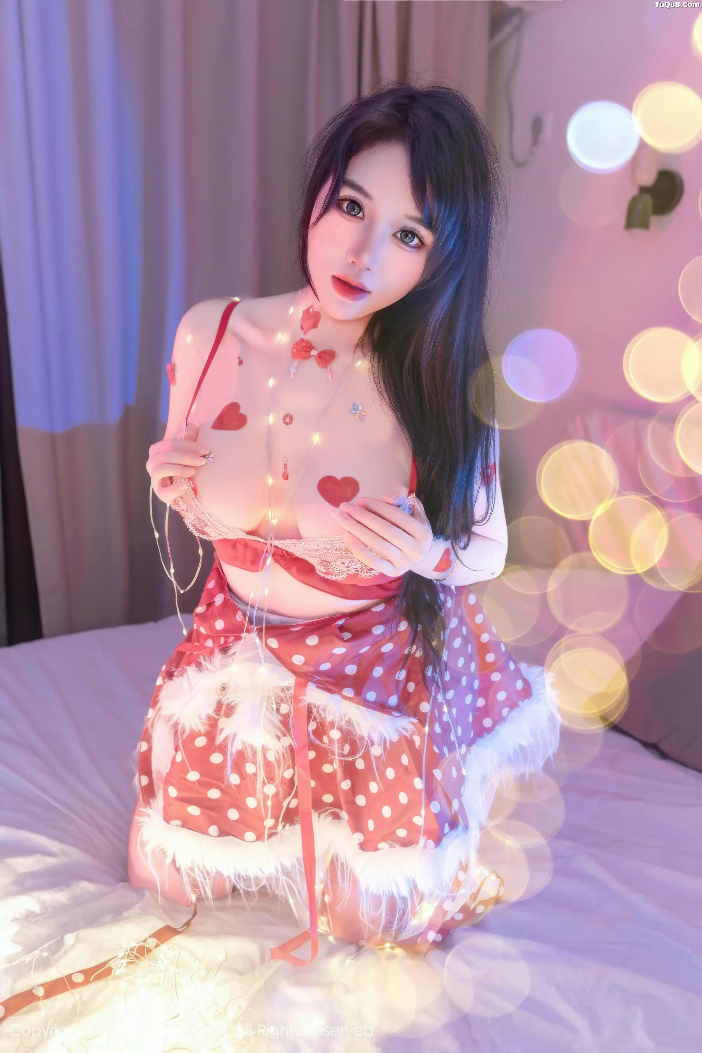 [XiuRen] 20251225 N11154 Xixi loves eating strawberries#[78P]-2