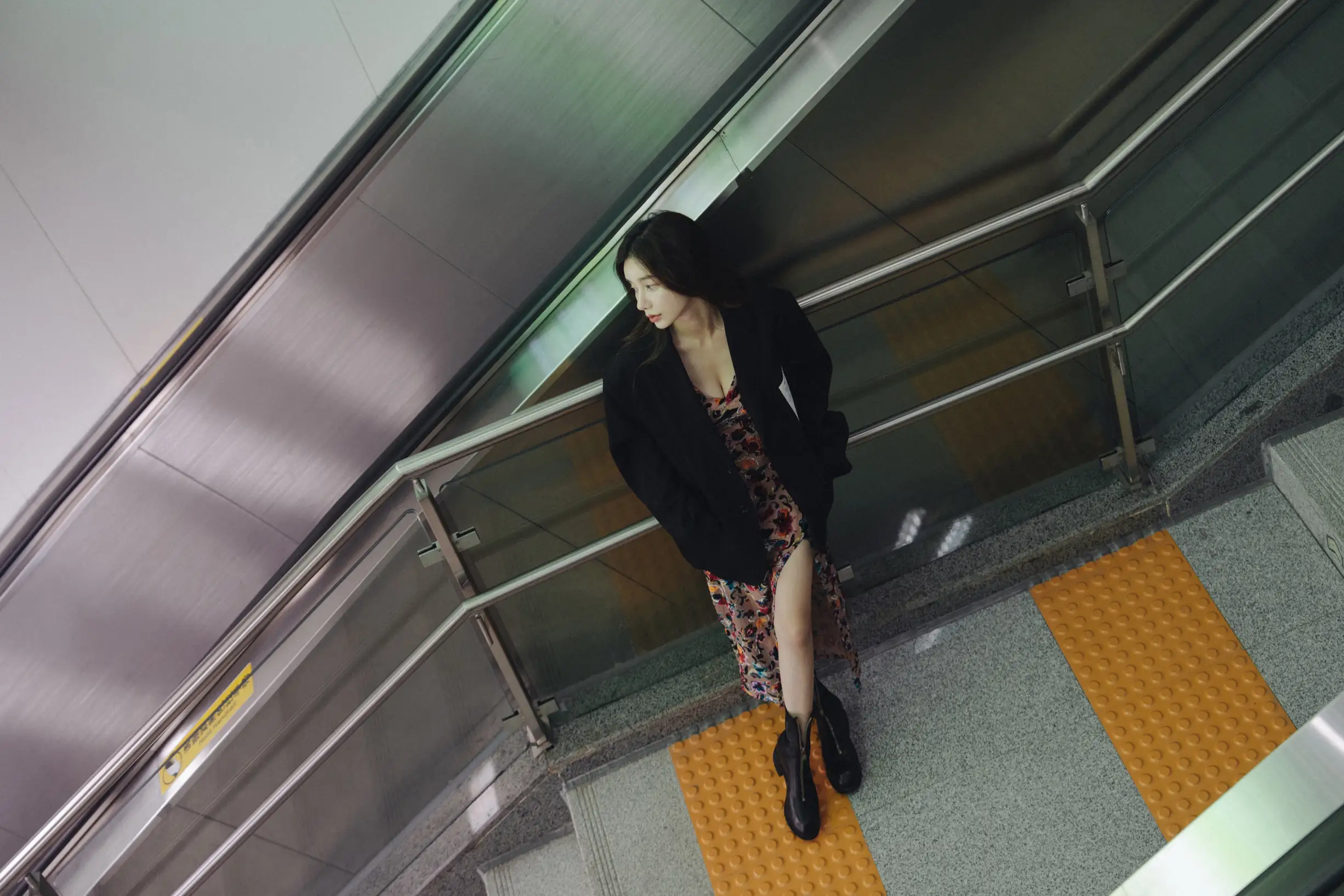[YITUYU] 2022.08.05 VOL.1630 -Lonely Metro Classmate#[41P]-7