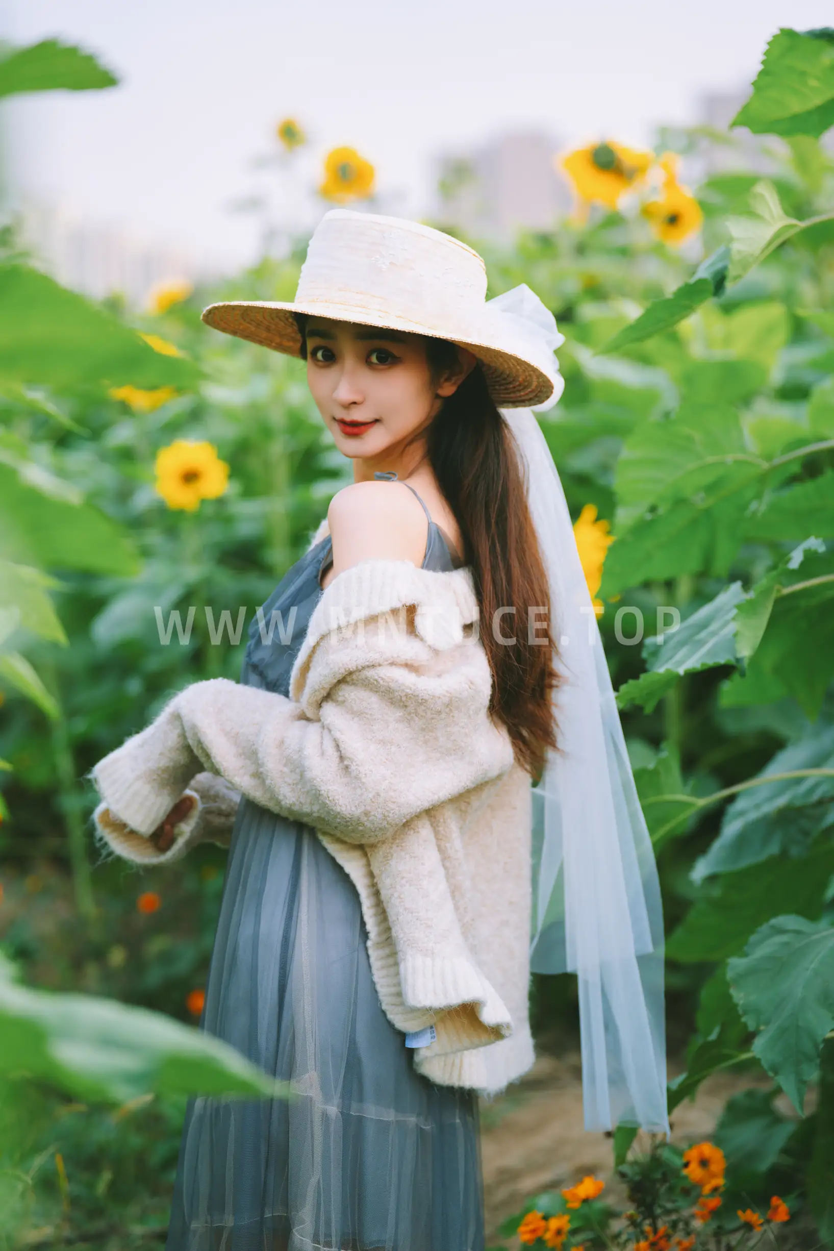 [YITUYU] 2022.11.16 VOL.2454 - Sunflower Girl Ozawa#[23P]-4